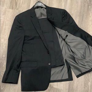 Jos A Bank executive suit 42 R 36 waist